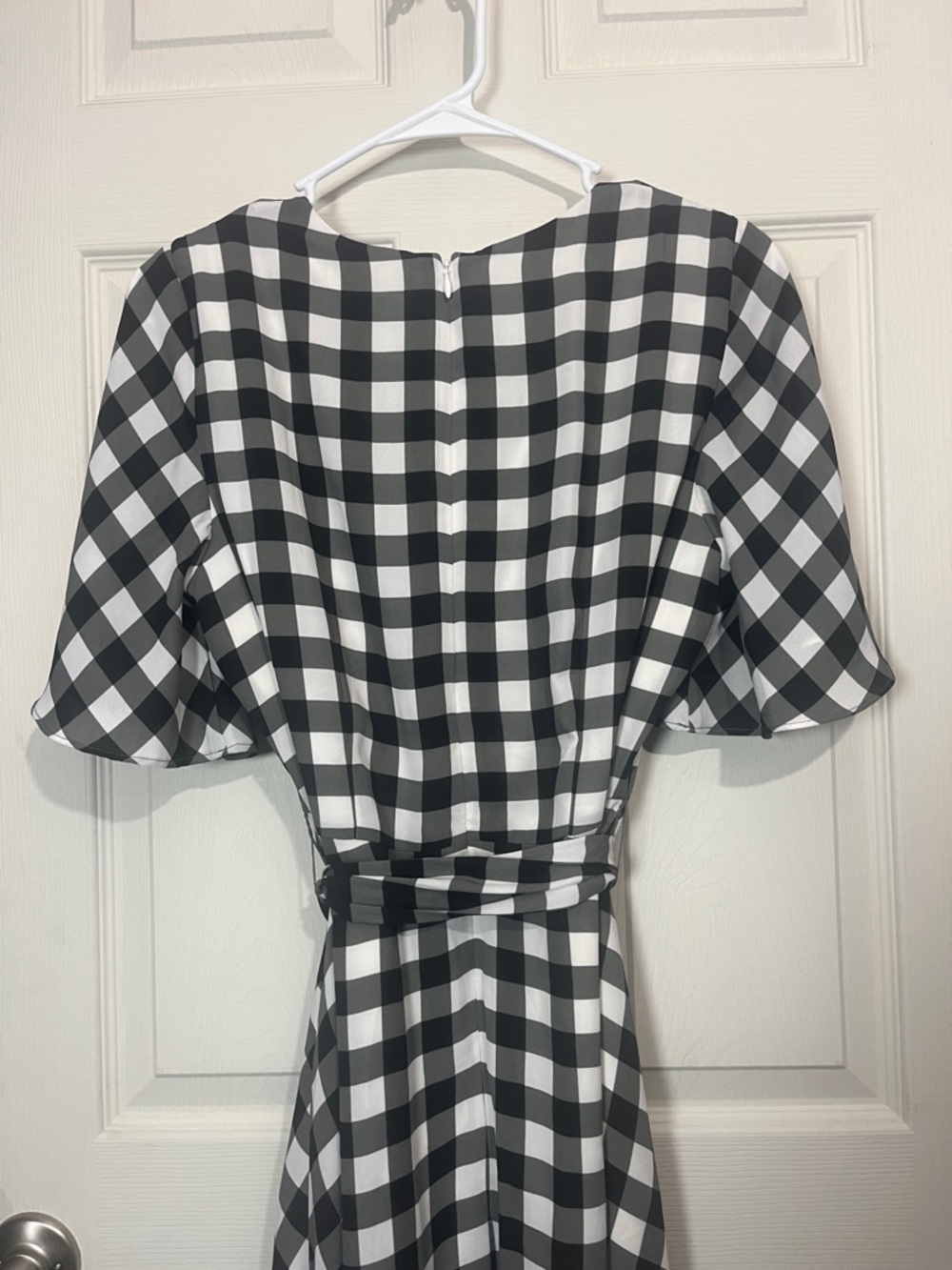 Banana Republic Black and White Gingham Tie-Waist Midi Dress - Picture 4 of 8